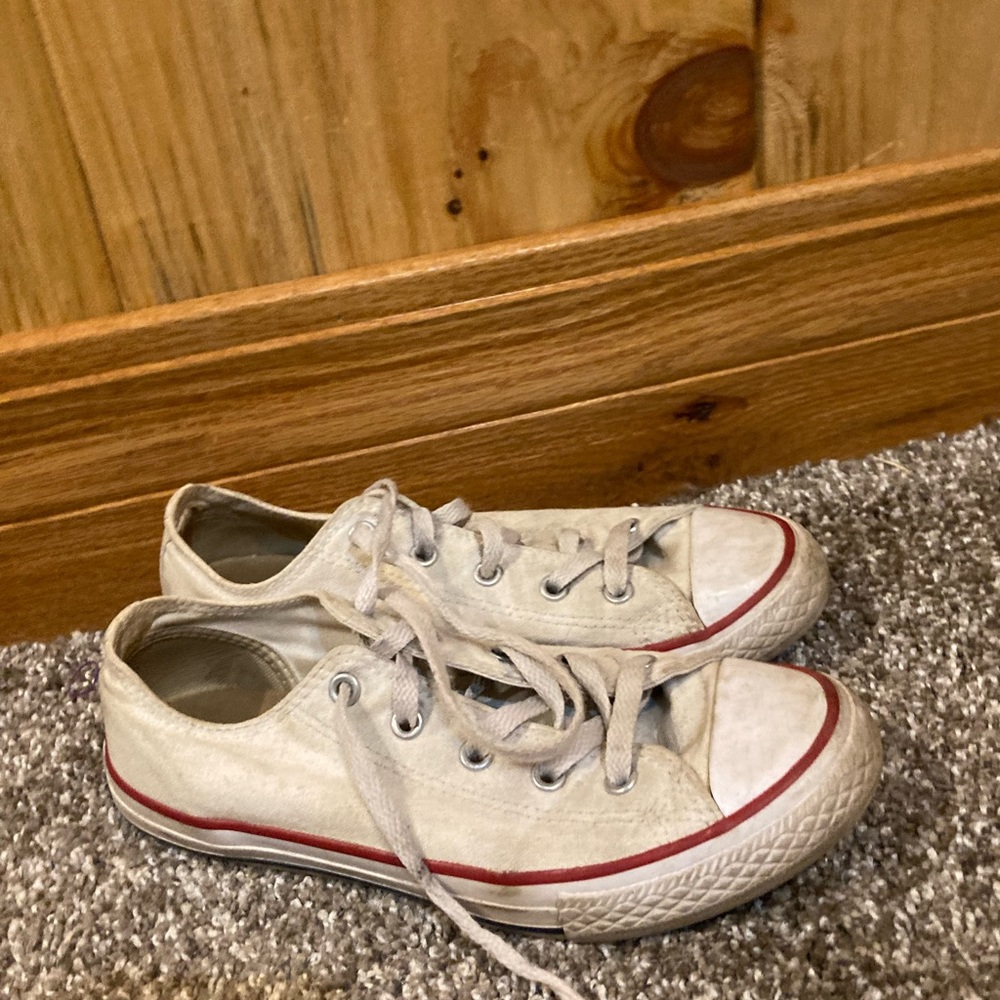 Low Top Converse All Stars